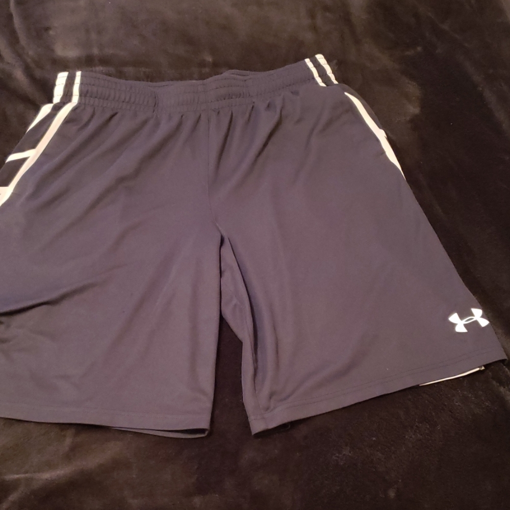 Men's basketball shorts